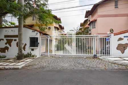 Fachada - Placa de casa à venda com 3 quartos, 170m² em Maria Paula, Niterói