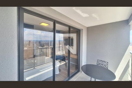 Varanda de kitnet/studio para alugar com 1 quarto, 30m² em Pompeia, São Paulo