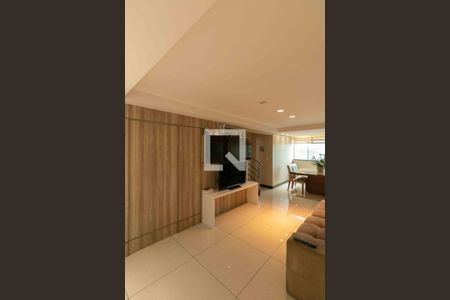 Sala de TV de apartamento à venda com 3 quartos, 180m² em Santa Branca, Belo Horizonte