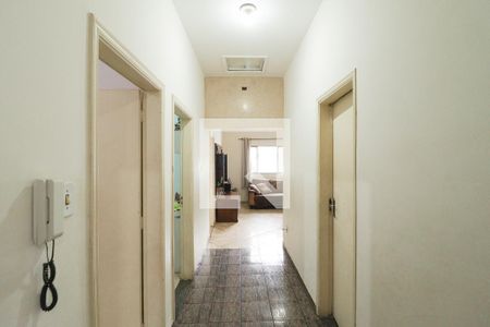 Corredor de casa à venda com 3 quartos, 100m² em Vila Romero, São Paulo