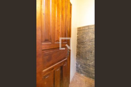 Banheiro de serviço de casa à venda com 5 quartos, 539m² em Fonseca, Niterói