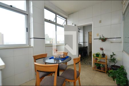 Cozinha de apartamento à venda com 5 quartos, 280m² em Floresta, Belo Horizonte