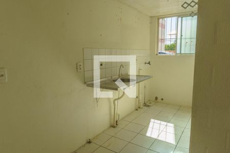 Cozinha de apartamento à venda com 2 quartos, 51m² em Rubem Berta, Porto Alegre
