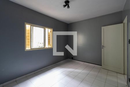 Quarto 2 de apartamento para alugar com 2 quartos, 55m² em Sumaré, São Paulo