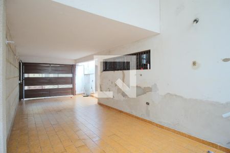 Garagem de casa à venda com 4 quartos, 200m² em Vila Mafra, São Paulo