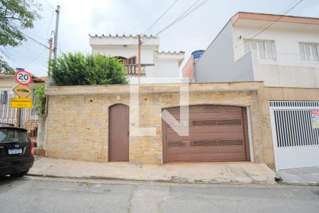 Fachada de casa à venda com 4 quartos, 200m² em Vila Mafra, São Paulo