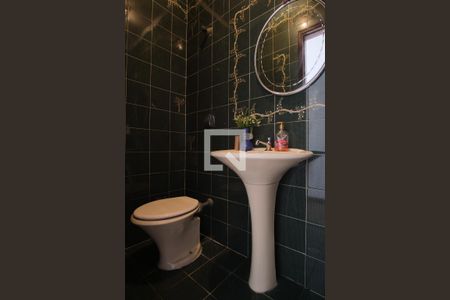 Lavabo de casa à venda com 4 quartos, 200m² em Vila Mafra, São Paulo