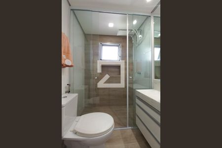 Banheiro da Suíte de apartamento para alugar com 2 quartos, 120m² em  cambuí, Campinas