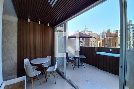 Varanda Gourmet de apartamento para alugar com 2 quartos, 120m² em  cambuí, Campinas