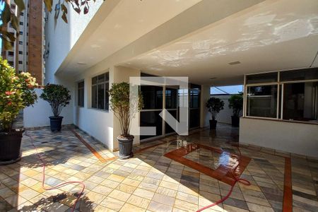 Fachada do Bloco de apartamento para alugar com 2 quartos, 120m² em  cambuí, Campinas