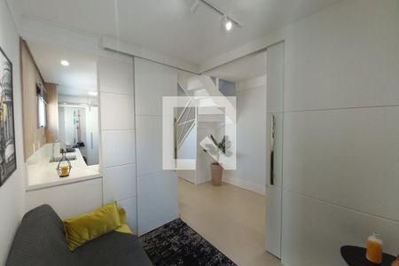 Sala de apartamento para alugar com 2 quartos, 120m² em  cambuí, Campinas