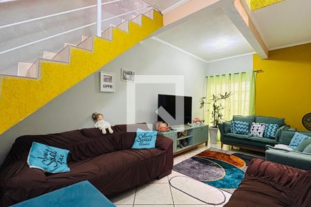Casa 2 - Sala de casa à venda com 3 quartos, 122m² em Vila Camargos, Guarulhos