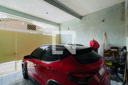 Garagem  de casa para alugar com 3 quartos, 122m² em Vila Camargos, Guarulhos