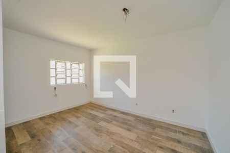 Sala de casa à venda com 5 quartos, 200m² em Sarandi, Porto Alegre