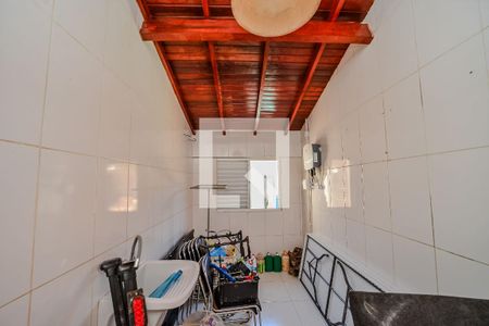 Área de Serviço de casa à venda com 5 quartos, 200m² em Sarandi, Porto Alegre