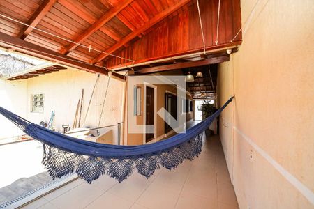 Varanda de casa à venda com 5 quartos, 200m² em Sarandi, Porto Alegre