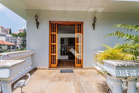 Hall de entrada de casa para alugar com 3 quartos, 590m² em Casa Verde, São Paulo