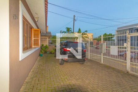 Garagem de apartamento à venda com 2 quartos, 68m² em Niterói, Canoas