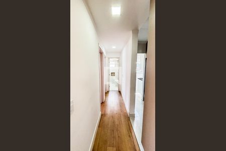 Corredor de apartamento para alugar com 2 quartos, 48m² em Vila João Ramalho, Santo André