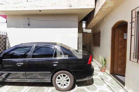 Garagem de casa à venda com 2 quartos, 160m² em Vila Danubio Azul, São Paulo