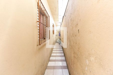 Corredor Externo de casa à venda com 2 quartos, 160m² em Vila Danubio Azul, São Paulo