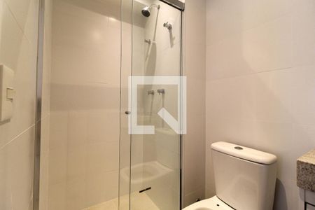 Banheiro da Suíte 1 de apartamento para alugar com 2 quartos, 39m² em Indianópolis, São Paulo