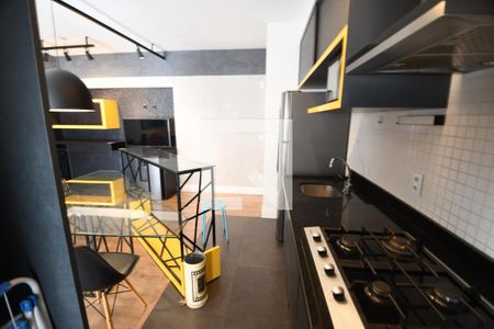 Cozinha de apartamento para alugar com 3 quartos, 87m² em Taquaral, Campinas