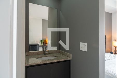 Banheiro de kitnet/studio para alugar com 1 quarto, 30m² em Bela Vista, São Paulo
