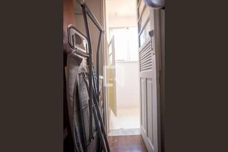 Quarto de Serviço de apartamento à venda com 2 quartos, 72m² em Grajaú, Rio de Janeiro
