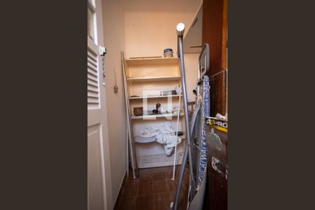 Quarto de Serviço de apartamento à venda com 2 quartos, 72m² em Grajaú, Rio de Janeiro