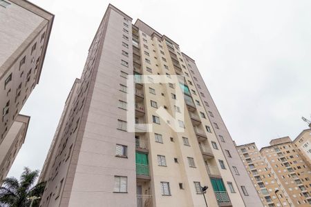 Fachada do bloco de apartamento para alugar com 2 quartos, 50m² em Cidade Líder, São Paulo