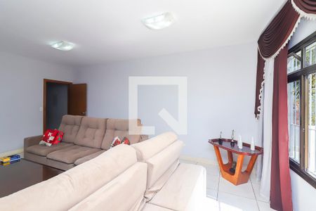 Sala de casa para alugar com 3 quartos, 250m² em Cidade Antônio Estêvão de Carvalho, São Paulo