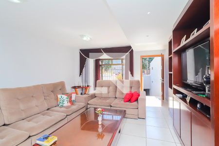 Sala de casa para alugar com 3 quartos, 250m² em Cidade Antônio Estêvão de Carvalho, São Paulo