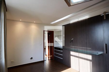 Sala de apartamento para alugar com 3 quartos, 88m² em Santa Efigênia, Belo Horizonte