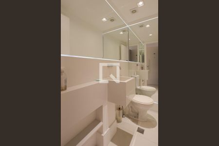 Lavabo de apartamento à venda com 3 quartos, 150m² em Santana, São Paulo