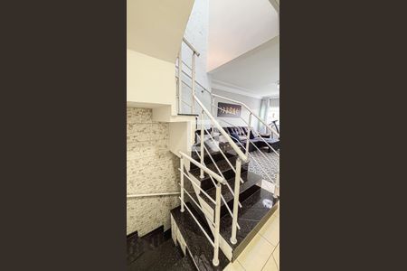 Escada de casa à venda com 3 quartos, 120m² em Parque Oratório, Santo André