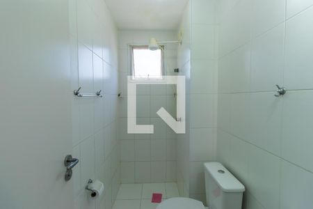 Banheiro da Suíte de apartamento para alugar com 2 quartos, 63m² em Lajeado, Cotia