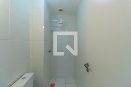 Banheiro de apartamento para alugar com 2 quartos, 63m² em Lajeado, Cotia