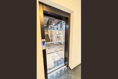 Elevador de apartamento à venda com 3 quartos, 92m² em Vila Alpina, Santo André