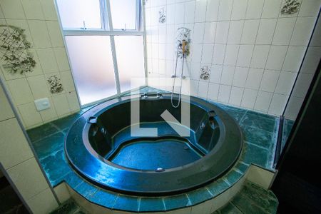 Banheiro da Suíte de casa para alugar com 4 quartos, 240m² em Jardim Ana Maria, Sorocaba