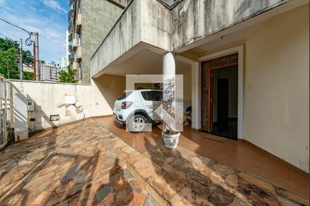 Garagem de casa à venda com 4 quartos, 282m² em Buritis, Belo Horizonte