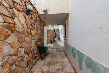 Quintal de casa à venda com 4 quartos, 282m² em Buritis, Belo Horizonte