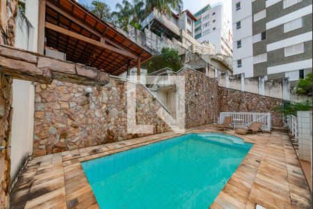 Piscina de casa à venda com 4 quartos, 282m² em Buritis, Belo Horizonte
