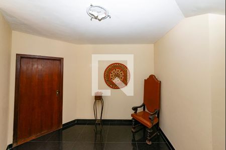 Hall de entrada de casa à venda com 4 quartos, 282m² em Buritis, Belo Horizonte