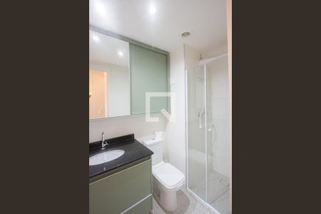 Banheiro de apartamento para alugar com 1 quarto, 43m² em Santo Amaro, São Paulo