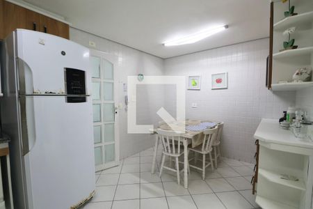 Cozinha de apartamento para alugar com 4 quartos, 180m² em Morro do Maluf, Guarujá