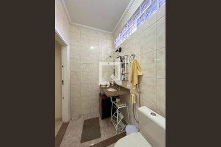 Banheiro da Suíte de casa à venda com 2 quartos, 143m² em Mirandópolis, São Paulo