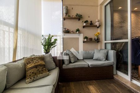 Varanda gourmet de apartamento à venda com 3 quartos, 94m² em Jardim Tupanci, Barueri