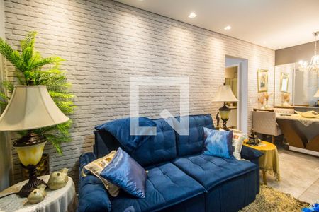 Sala de TV de apartamento à venda com 3 quartos, 94m² em Jardim Tupanci, Barueri