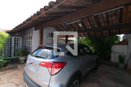 Garagem de casa à venda com 3 quartos, 224m² em Santa Amelia, Belo Horizonte